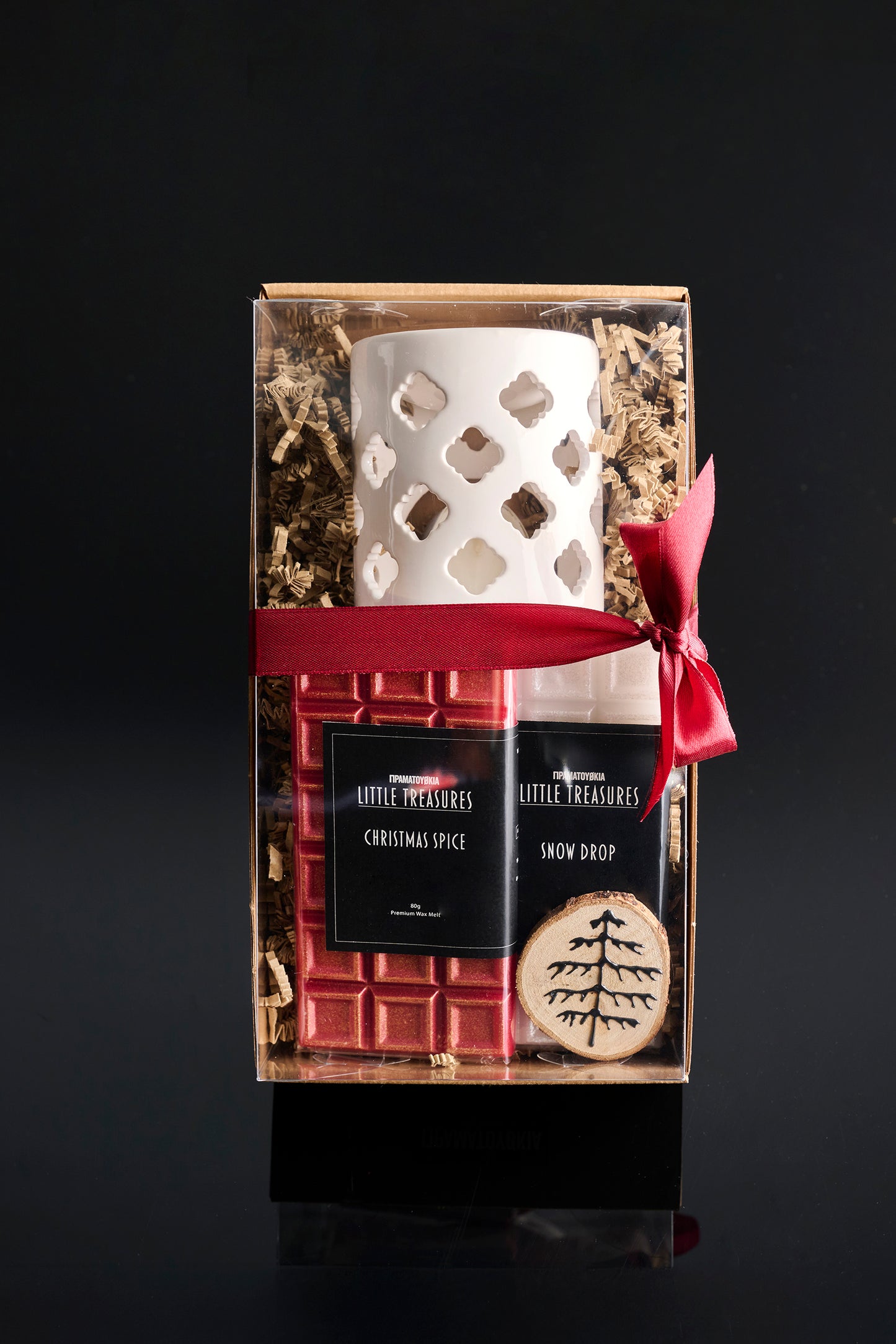 White Lattice Burner with Christmas Spice & Snow Drop