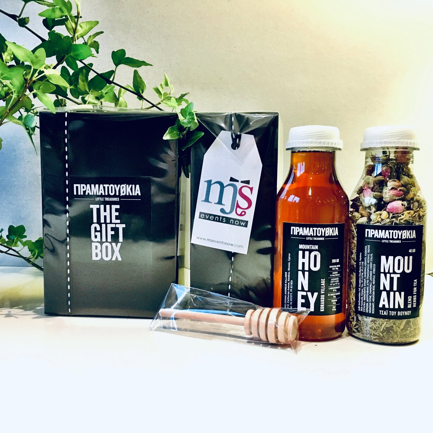 EXAMPLES OF CUSTOM GIFT BOXES