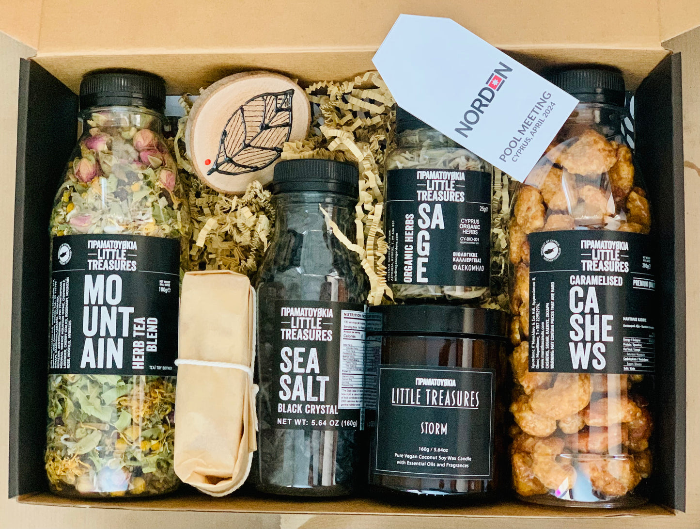 EXAMPLES OF CUSTOM GIFT BOXES