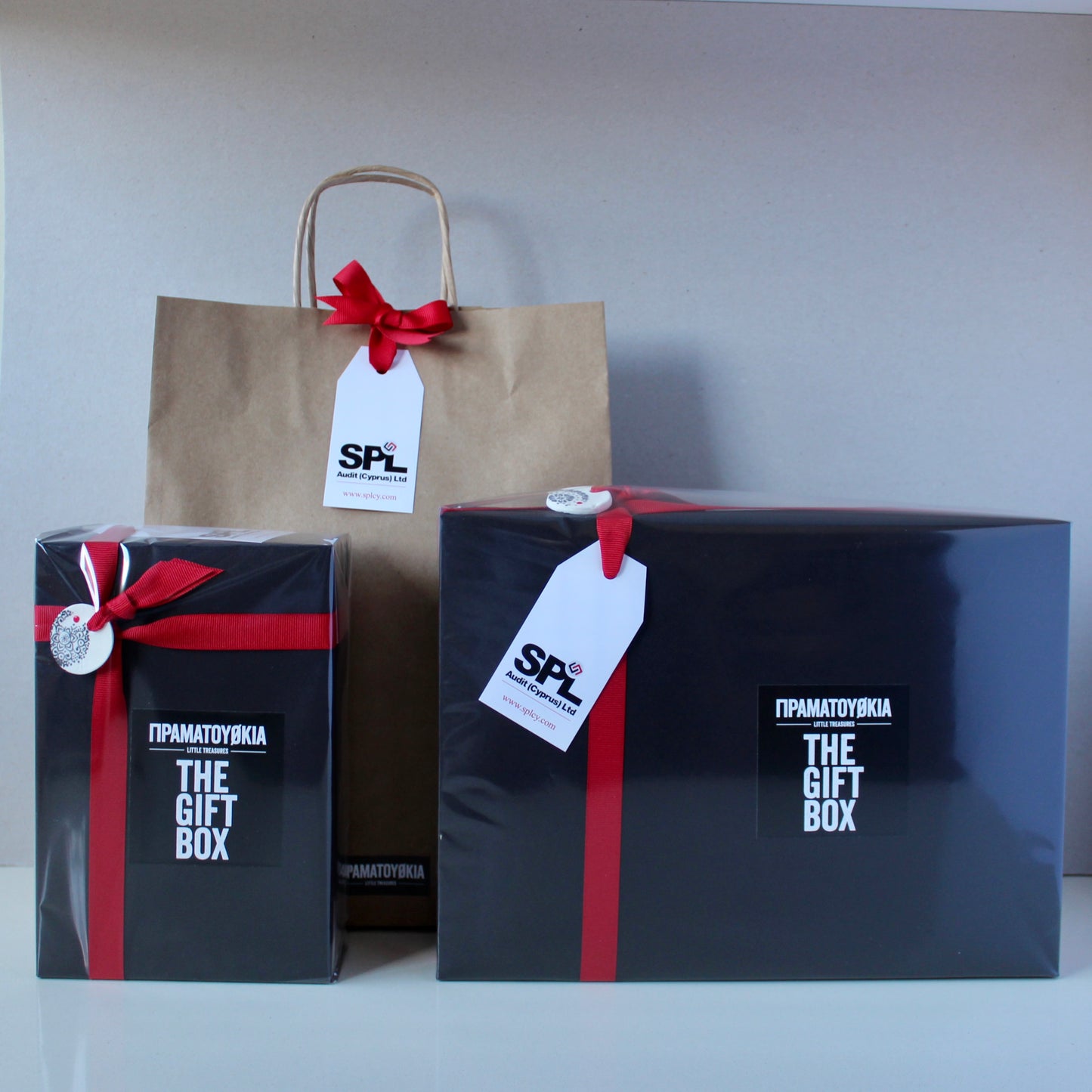 EXAMPLES OF CUSTOM GIFT BOXES