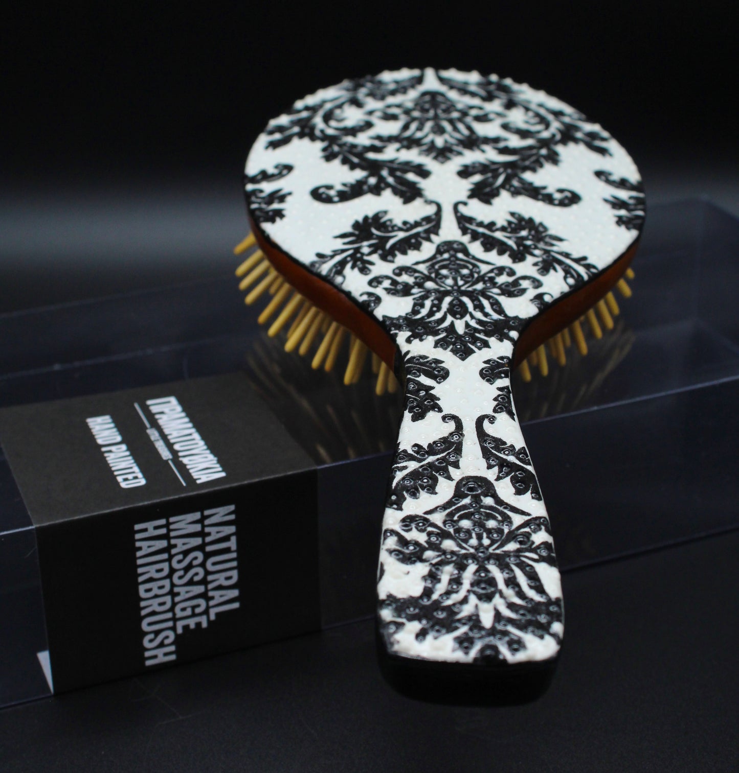 No. 212_Wooden Hair Brush